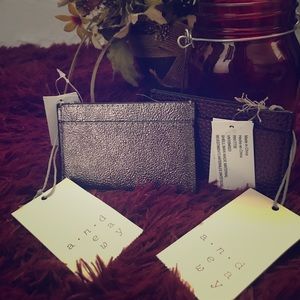 Card Holders 💳